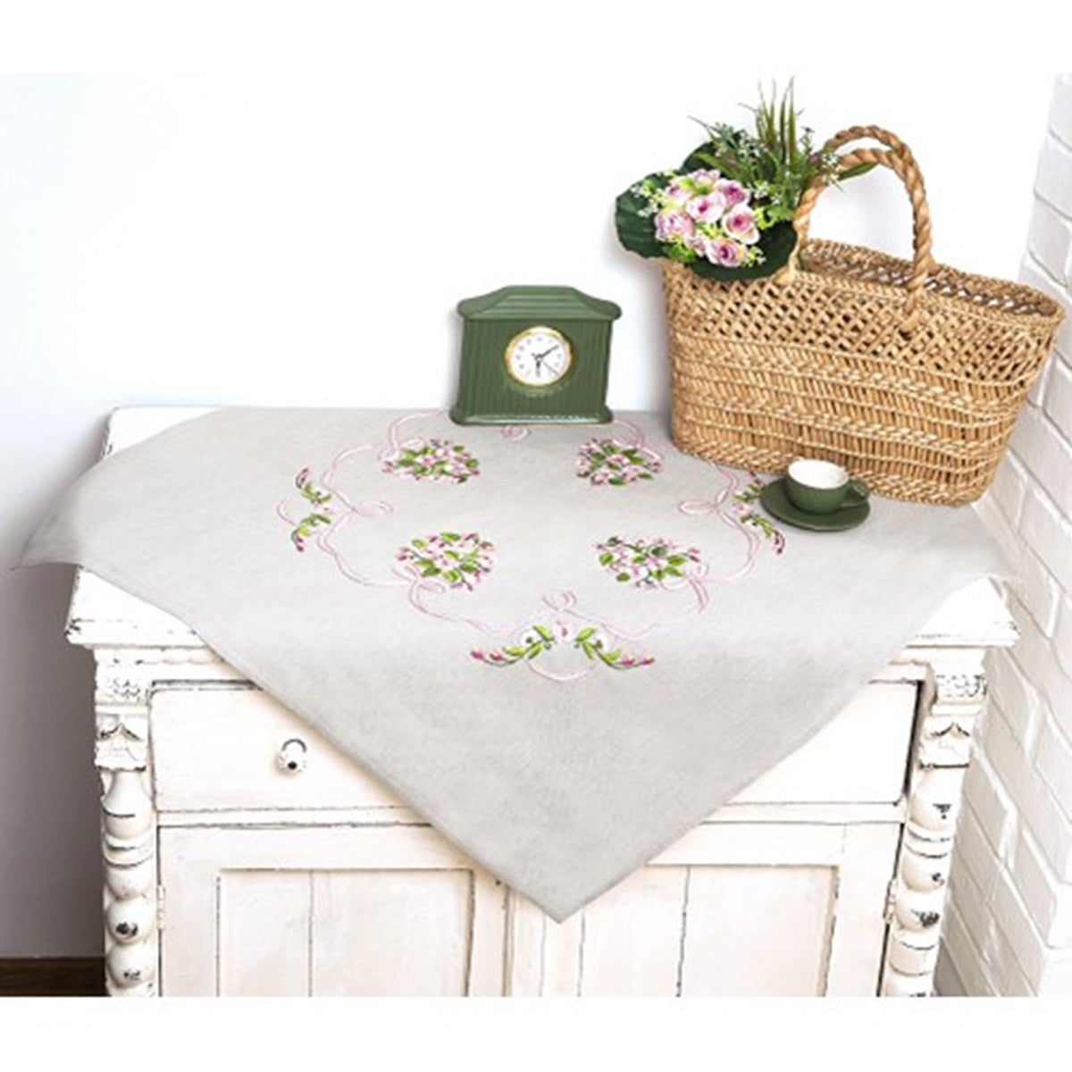Kit Nappe à broder Romantique fleurs -100% Coton - 80 x 80 cm
