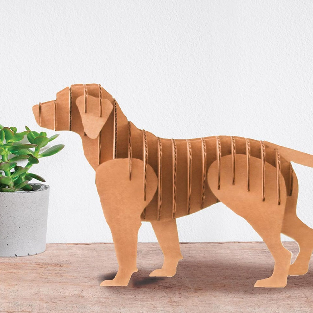 Maquette Chien 3D en carton montée – objet décoratif à poser. Canocea France