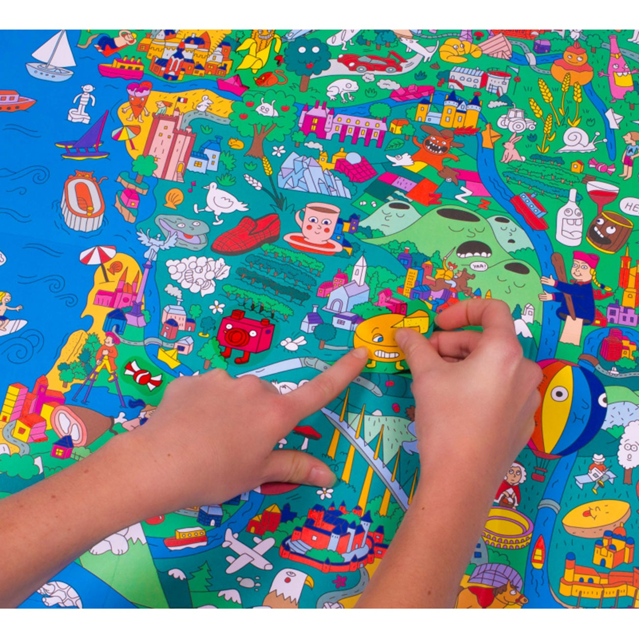 Poster géant - 100x70cm - FRANCE en couleur + 100 stickers pour le décorer - Fabriqué en France