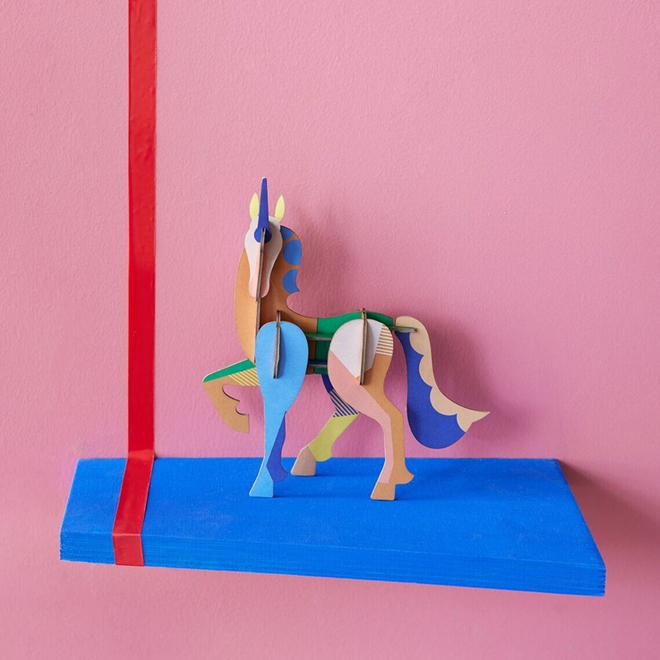 Totem Licorne - puzzle 3D - 15 pièces - 16 x 4,3 x 17,6 cm- carton recyclé