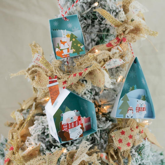 Suspension à monter en papier noël - 7,5 x 11 cm, 6,8 x 5 cm et 6,5 x 8 cm - 3 pièces