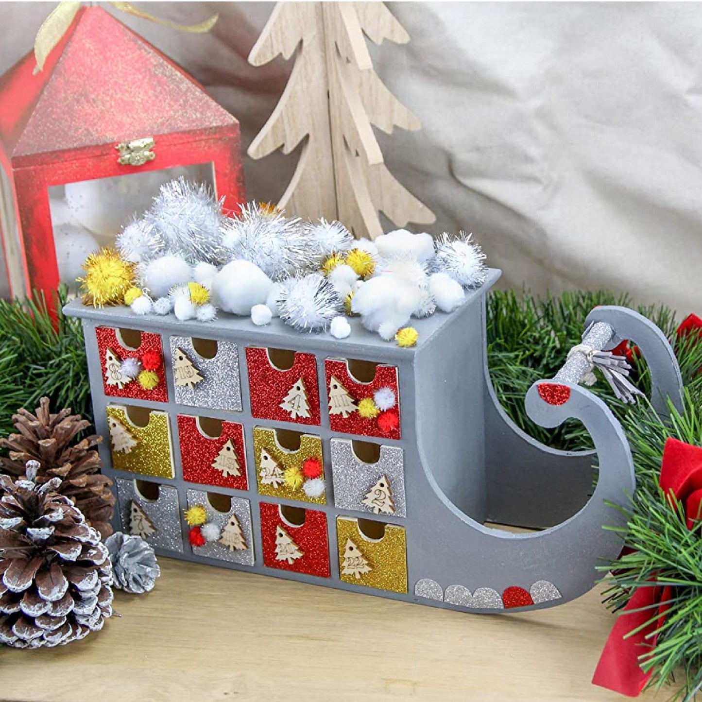 Embellissement sapins en bois 24 numéros - 28 pièces - de 2,5 cm - calendrier de l'avent