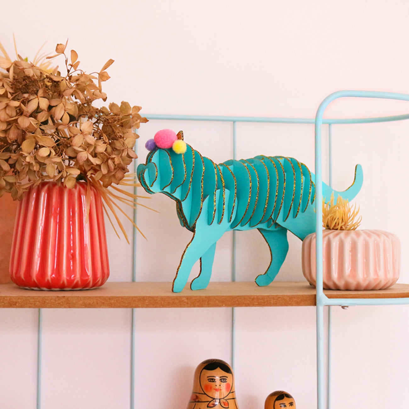 Maquette Chat 3D en carton montée – objet décoratif à poser. Canocea France